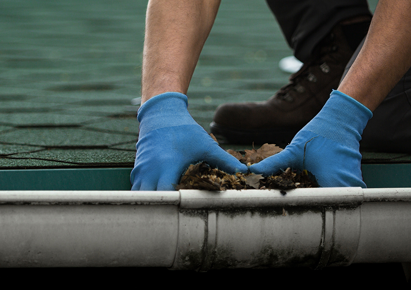 Nettoyage professionnel de gouttières sur la Rive-Nord – PRONET